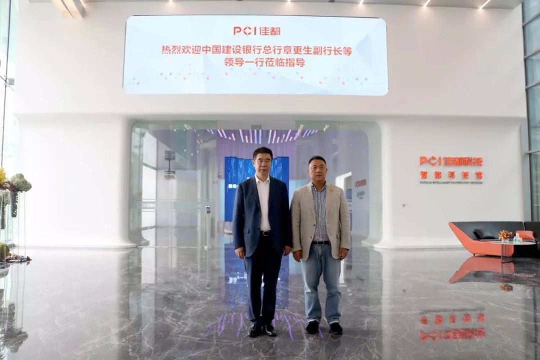 1544280855103766.jpg 640.webp (4).jpg